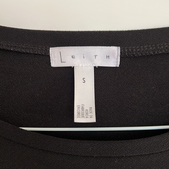 Black Leith Blouse size small - Picture 4 of 5